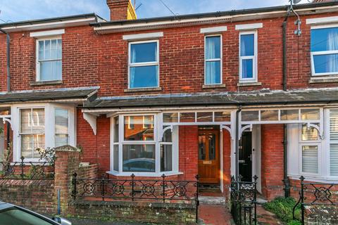 3 bedroom terraced house to rent, Brassey Road, Winchester, SO22