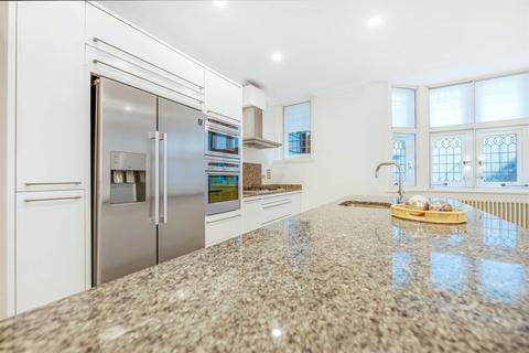 2 bedroom apartment to rent, Devonshire Place, Marylebone, London, W1G