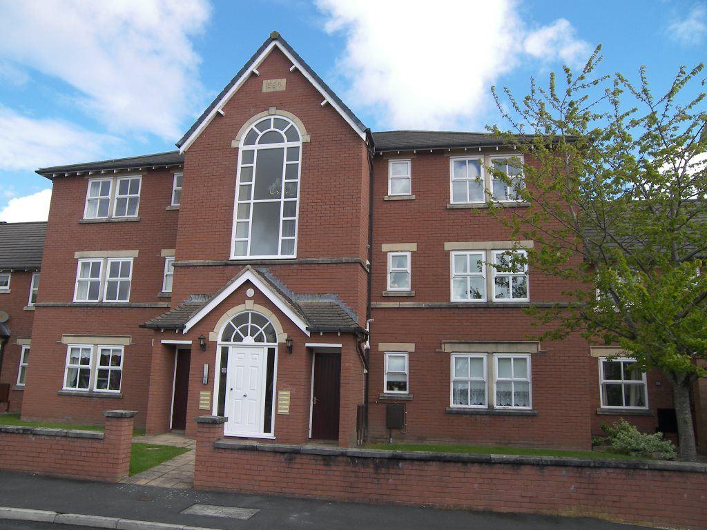 West Cliffe Square, Lytham, Lancashire 1 bed apartment £525 pcm (£121 pw)