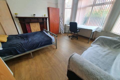 5 bedroom house share to rent - Scarsdale Rd(For Academic 2021-22), Victoria Park, Manchester M14