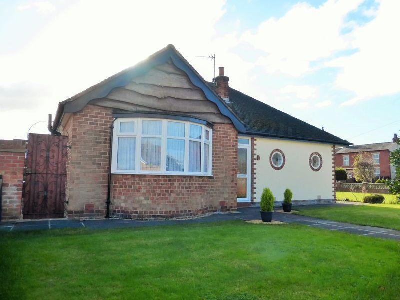 Hillcrest Drive, Tarleton, Preston 2 bed detached bungalow £210,000