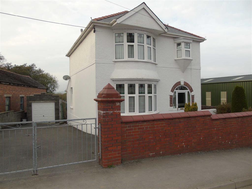 Heol Waun Y Clun, Trimsaran, Llanelli 3 bed detached house £169,995