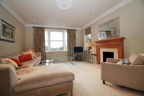 2 bedroom apartment to rent, Treetops, The Mount, Caversham, Reading, Berkshire, RG4