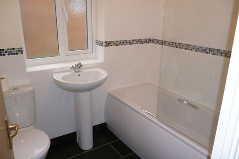 undefined, Daventry