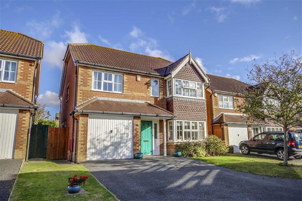 Micklefield Way, Seaford 4 bed detached house £449,950