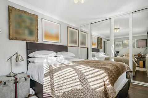 2 bedroom flat to rent, Oriel Drive, Barnes, London