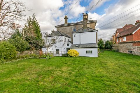 2 bedroom cottage to rent, Clifton Road, Winchester, SO22