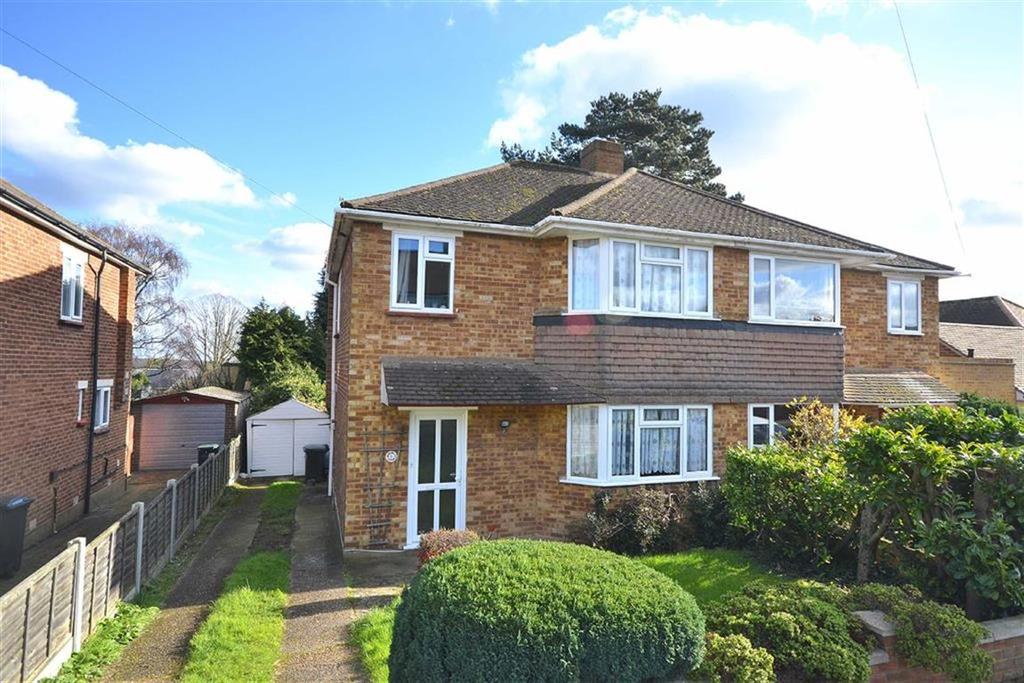 Rahn Road, Epping, Essex, CM16 3 bed semidetached house £595,000