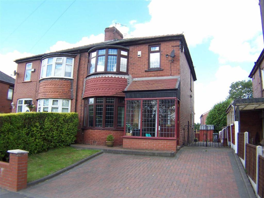 Broadway, Failsworth, Manchester, M35 3 bed semidetached house £550