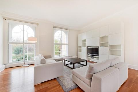 3 bedroom flat to rent, York Terrace West, Marylebone, London