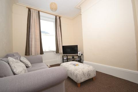 2 bedroom terraced house to rent - William Street, Huddersfield