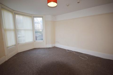 1 bedroom flat to rent, Station Road, Blackpool, Lancashire, FY4