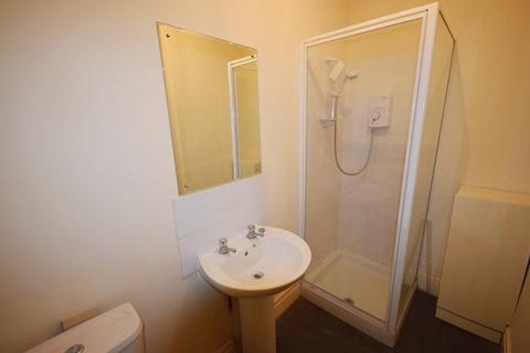 1 bedroom flat to rent, Station Road, Blackpool, Lancashire, FY4