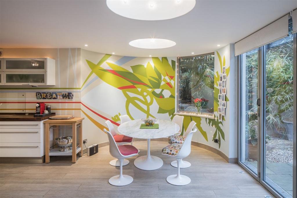 Holly Walk, Hampstead Village, NW3 4 bed house £5,950,000