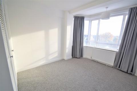 2 bedroom apartment to rent, The Avenue, Chiswick