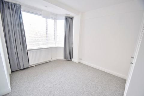 2 bedroom apartment to rent, The Avenue, Chiswick