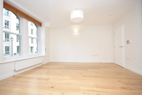 1 bedroom apartment to rent, Great Marlborough Street, Soho, W1F