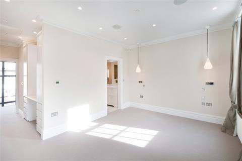 3 bedroom terraced house to rent, Pelham Street, South Kensington, London, SW7