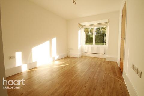 1 bedroom flat to rent, Cross Lanes, Guildford