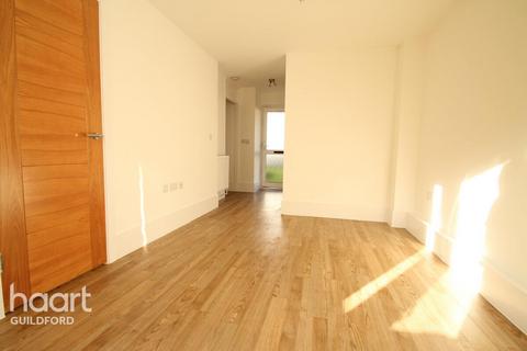 1 bedroom flat to rent, Cross Lanes, Guildford