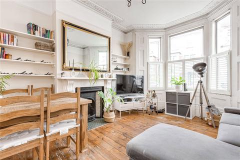 2 bedroom flat to rent, Lavender Sweep, London