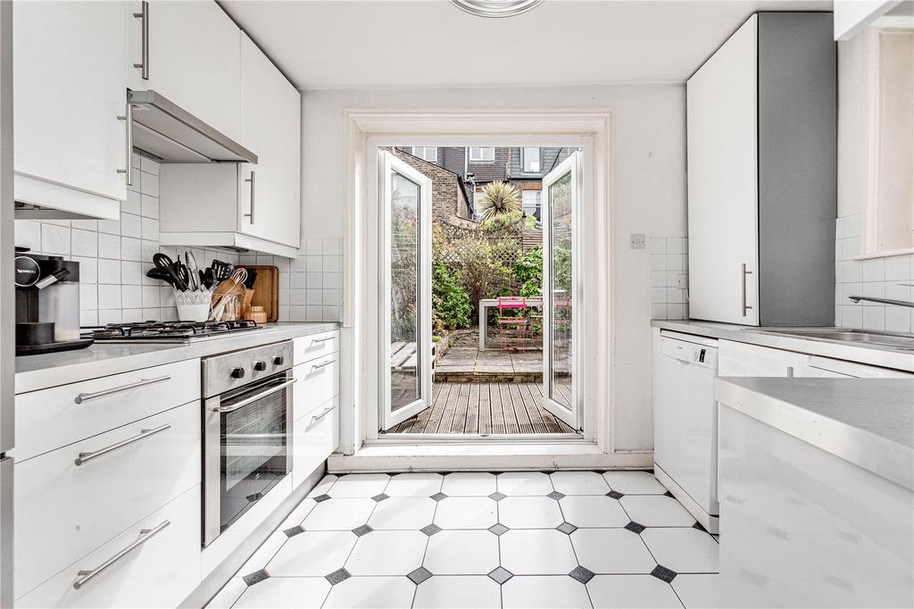 Apartment in London - View 3