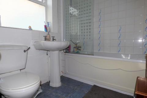 1 bedroom cluster house to rent, Rookery Drive, Bushmead, Luton, LU2 7FG