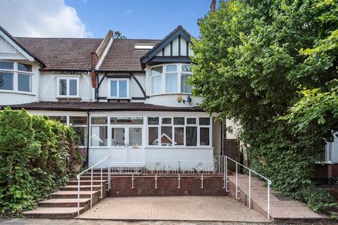 5 bedroom semi-detached house to rent, Dale Road, Purley