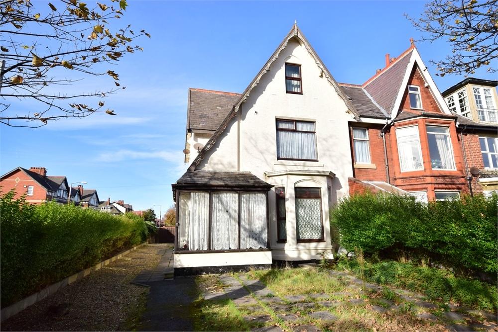 31 St Annes Road East, LYTHAM ST ANNES, Lancashire 1 bed apartment £