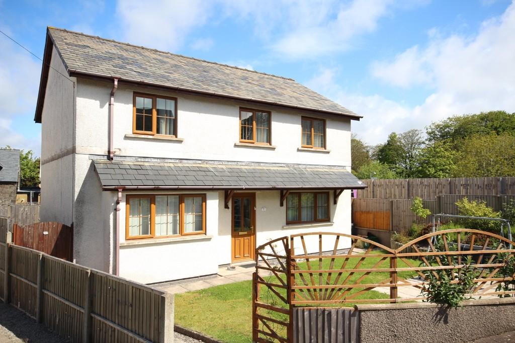 2 Bridge Close, Hollygate Road, DaltonInFurness 4 bed detached house