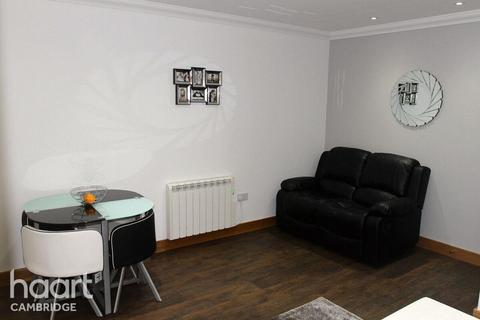 Studio to rent, Green End Road, Cambridge