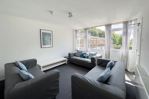 undefined, Sparkford Close