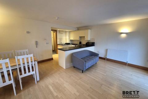 1 bedroom flat to rent, 9 Neptune House, Nelson Quay, Milford Haven SA73 3BH