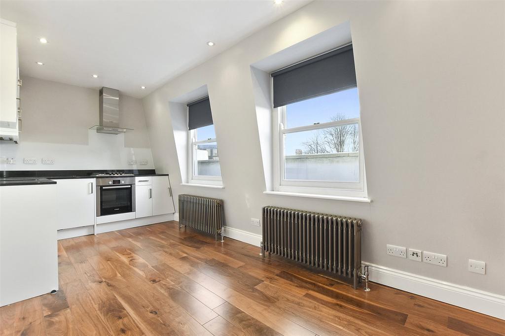 Kitchen/Reception