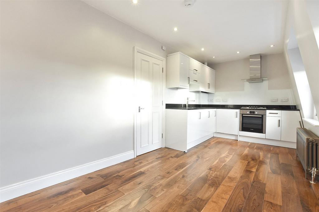 Kitchen/Reception