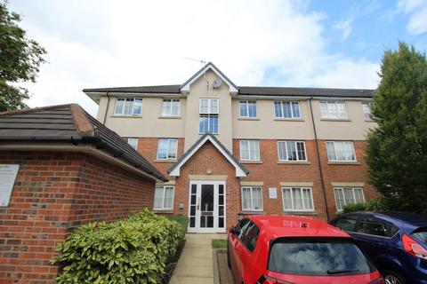 2 bedroom flat to rent, Addison Court, Epping, CM16