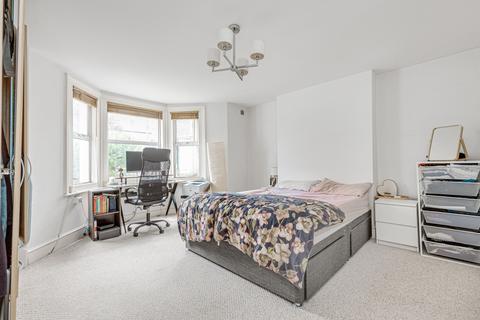 1 bedroom flat to rent, Ramsden Road, London