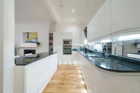 undefined, Fitzjohns Avenue, Hampstead, London