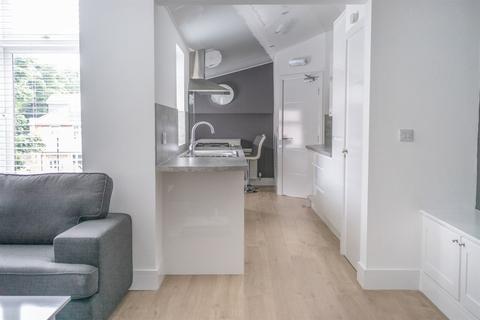 3 bedroom flat to rent - Northumberland Gardens, Jesmond, Newcastle Upon Tyne