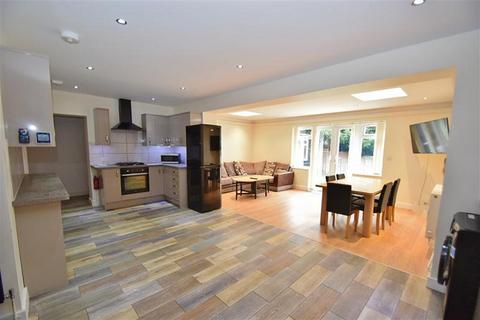 7 bedroom detached house to rent, Stanmore