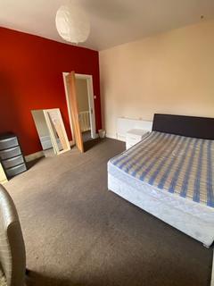 undefined, 3 Bedroom student property on Gainsborough Road, L15 *Available July 2026*