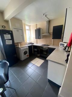 3 bedroom terraced house to rent, 3 Bedroom student property on Gainsborough Road, L15 *Available July 2026*