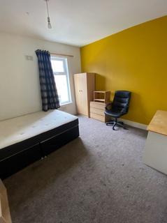 4 bedroom house share to rent, 4 Bed Student property on Gainsborough Road, L15. Available Next Academic Year