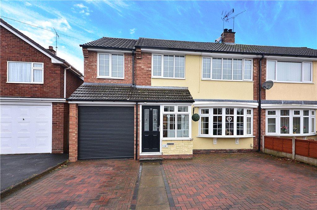 Land Oak Drive, Kidderminster, DY10 5 bed semidetached house £250,000