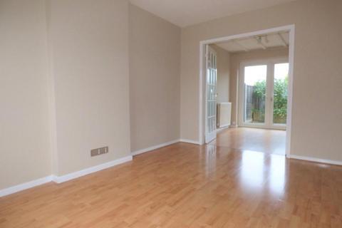 3 bedroom semi-detached house to rent, Kirby Drive, Barton Hills, Luton, LU3 4AJ