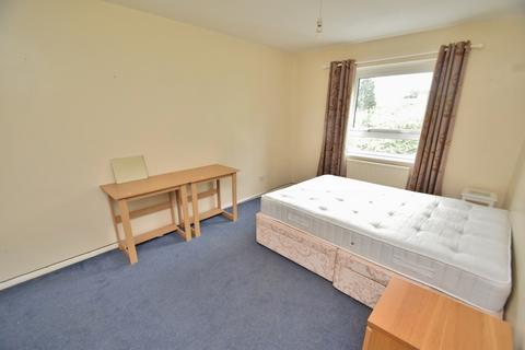 3 bedroom flat to rent, Stanmore