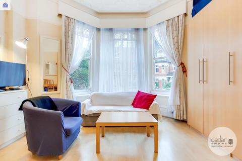 Studio to rent, Parsifal Road, West Hampstead NW6