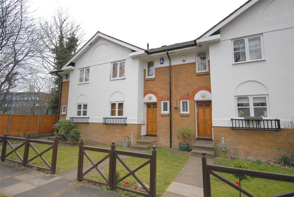 House in London, Baizdon Road Estate, Blackheath - View 2