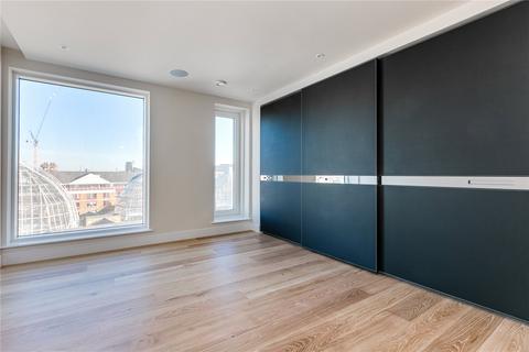 3 bedroom flat to rent, Chelsea Creek Tower, 12 Park Street, London