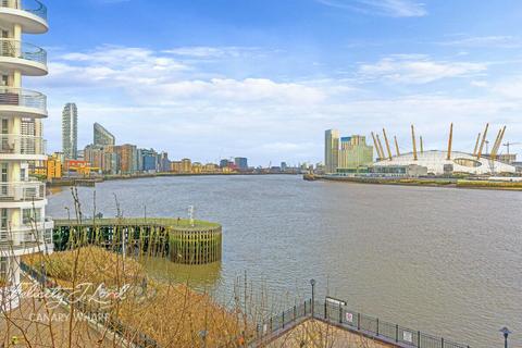 2 bedroom apartment to rent, Galleons View, London